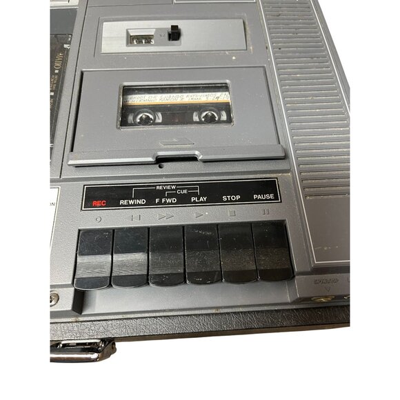 Vintage Sharp RD-680V Professional Series Cassette Recorder PlayerTested WORKING - Picture 2 of 16